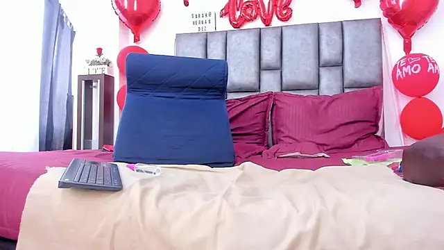 sarahhernandez online show from February 2026 01:46:02 PM