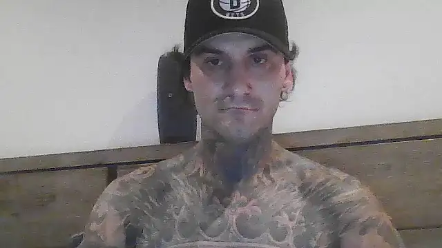 Snapshot of tattsNcock chatting on November 2025 05:13:02 PM tattsNcock online show from November 2025 05:13:02 PM