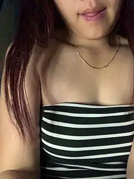 Snapshot of Winnie-sexy chatting on April 2026 08:59:01 PM Winnie-sexy online show from April 2026 08:59:01 PM