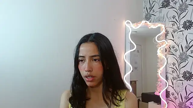 Joselyn tay online show from December 2025 11:47:02 AM