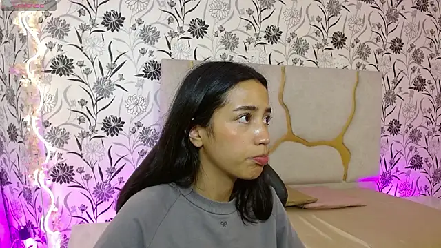 Joselyn tay online show from March 2026 12:58:01 PM