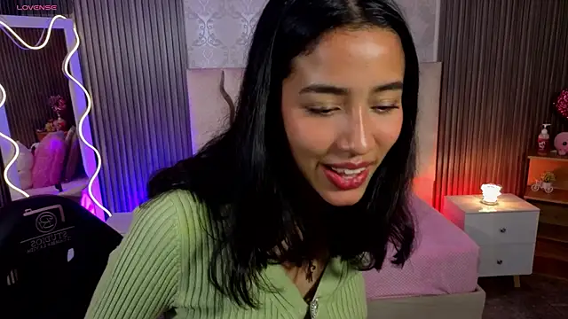 Joselyn tay online show from April 2026 12:35:02 PM