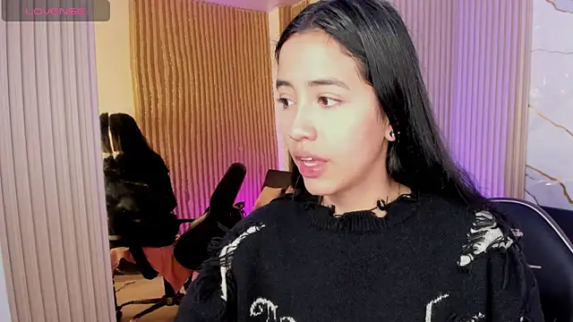 Joselyn tay online show from June 2026 12:04:01 PM