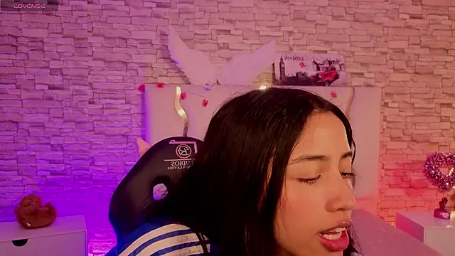 Joselyn tay online show from February 2026 12:16:02 PM