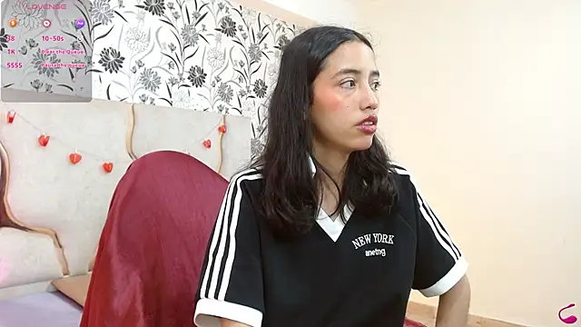 Joselyn tay online show from February 2026 12:33:01 PM