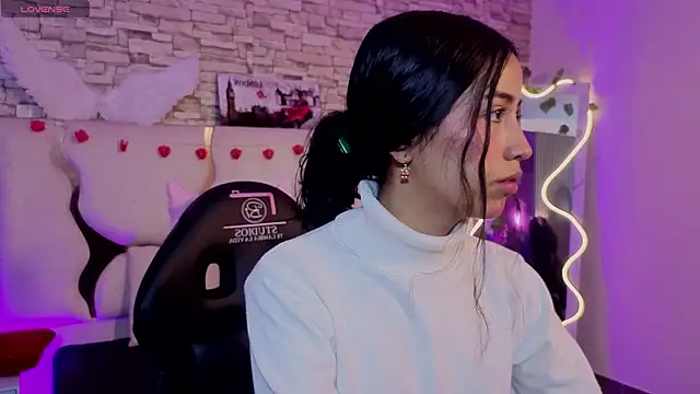 Joselyn tay online show from February 2026 12:04:02 PM