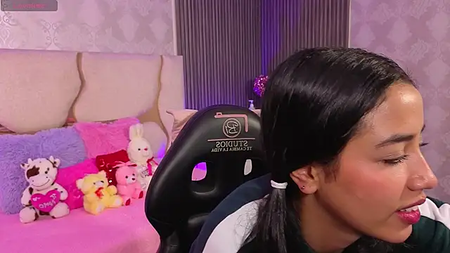 Joselyn tay online show from May 2026 01:18:02 PM