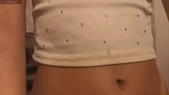 Joselyn tay online show from April 2026 12:28:02 PM