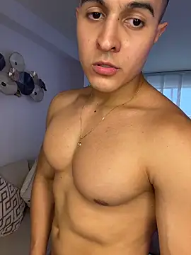 Mason bennet online show from March 2026 09:02:01 PM