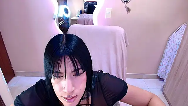 Snapshot of catte_jensen chatting on June 2026 05:29:02 AM catte jensen online show from June 2026 05:29:02 AM