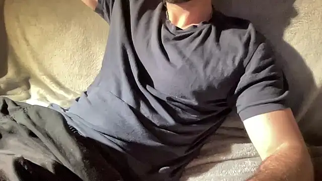 Snapshot of Pmendes98 chatting on January 2026 06:44:02 PM Pmendes98 online show from January 2026 06:44:02 PM