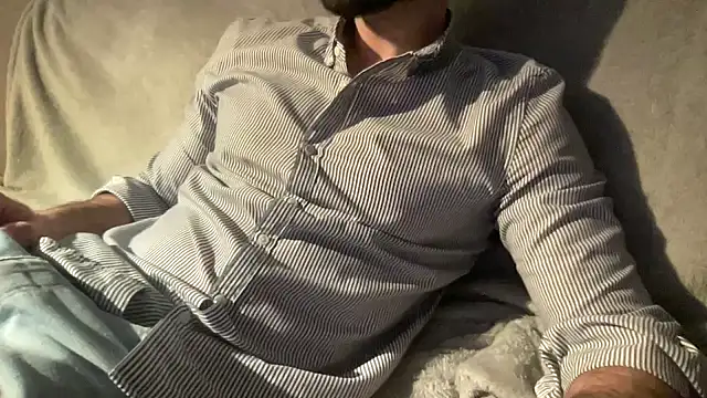 Snapshot of Pmendes98 chatting on February 2026 06:41:01 PM Pmendes98 online show from February 2026 06:41:01 PM