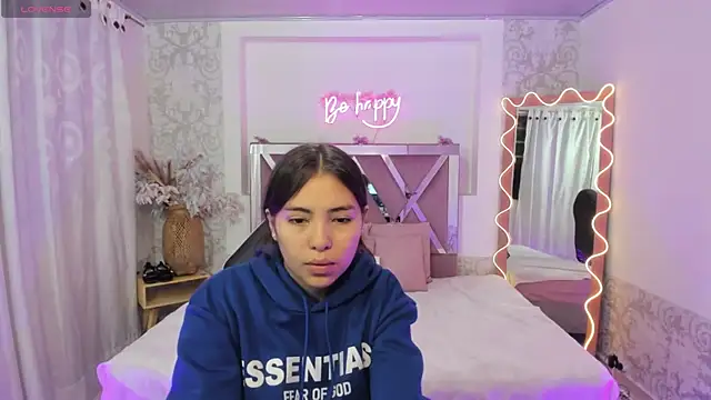 ISABELA TAY online show from January 2026 11:36:02 AM