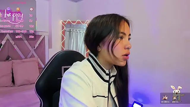 ISABELA TAY online show from December 2025 11:34:02 AM