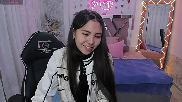 ISABELA TAY online show from April 2026 11:39:02 AM