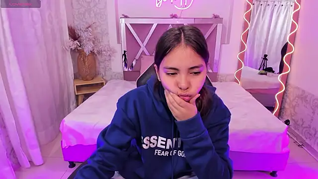 ISABELA TAY online show from January 2026 11:36:01 AM