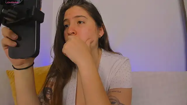 Ana Torres  online show from May 2026 09:12:02 PM