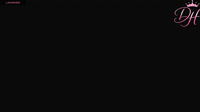 Snapshot of Daphne_Hills chatting on June 2026 09:53:01 PM Daphne Hills online show from June 2026 09:53:01 PM
