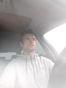 TwardyKierowca online show from June 2026 09:43:01 AM