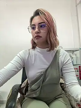 nani rosse of online show from May 2026 03:37:01 PM