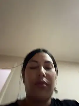 Anna Bitch Disgusting online show from May 2026 07:19:02 AM