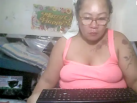 loriepinay46 online show from December 2025 10:50:02 AM