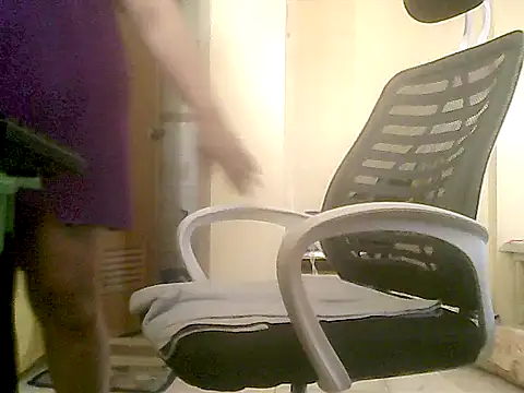 loriepinay46 online show from February 2026 12:43:01 AM