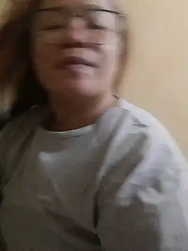 loriepinay46 online show from July 2026 02:49:02 PM