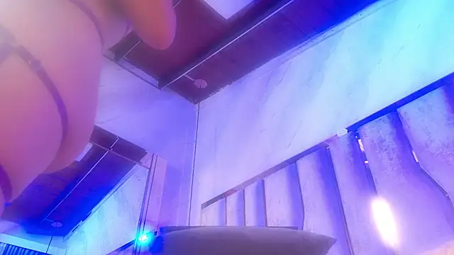 Caroline palmerr online show from January 2026 03:45:01 AM