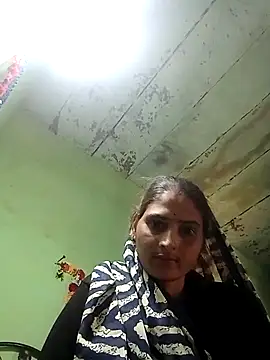 Snapshot of Nelug chatting on November 2025 05:12:02 AM Nelug online show from November 2025 05:12:02 AM