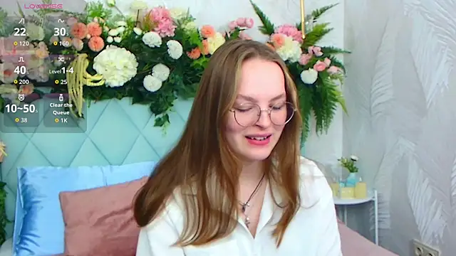 MadisonSmitt online show from November 2025 05:08:01 AM