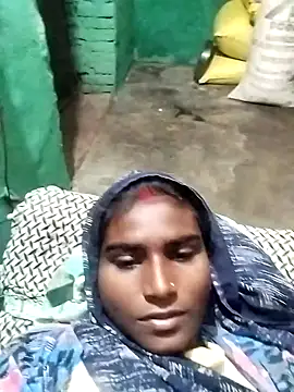 Big Lovexx online show from November 2025 09:36:01 PM