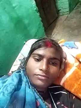 Big Lovexx online show from November 2025 06:08:01 PM