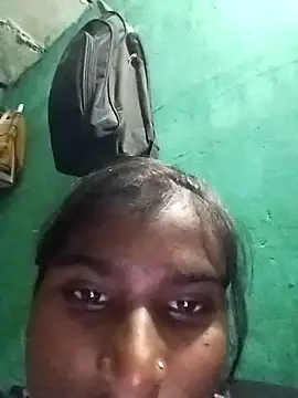 Big Lovexx online show from December 2025 06:20:02 PM