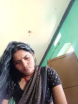 Snapshot of Pushpa_hotty chatting on April 2026 04:46:01 AM Pushpa hotty online show from April 2026 04:46:01 AM