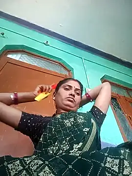 Snapshot of Pushpa_hotty chatting on April 2026 04:09:01 AM Pushpa hotty online show from April 2026 04:09:01 AM