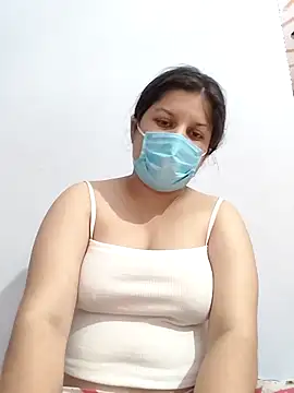 Cute hotzara online show from May 2026 05:44:01 AM