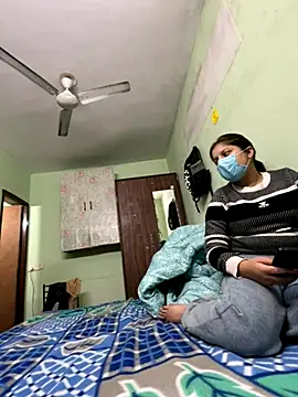 Cute hotzara online show from November 2025 04:24:02 AM