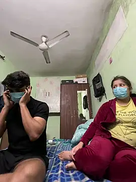 Cute hotzara online show from January 2026 05:00:01 AM