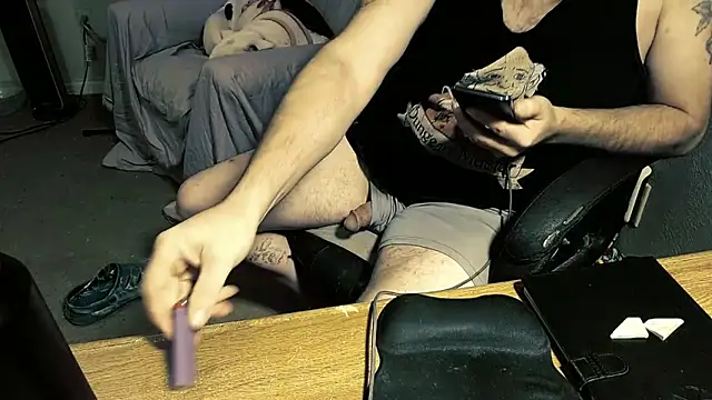 MrBigginTX online show from February 2026 03:27:01 AM