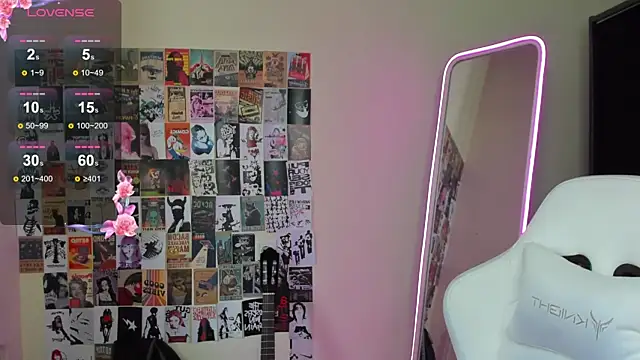 Anora Miller online show from November 2025 09:10:01 AM