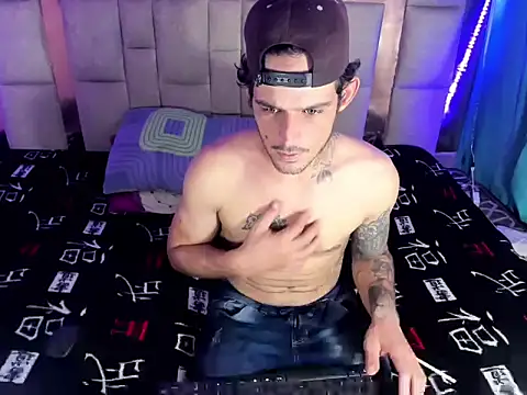 Sexybigjefffx online show from November 2025 10:02:02 PM