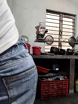 gugu0022 online show from March 2026 10:28:01 AM