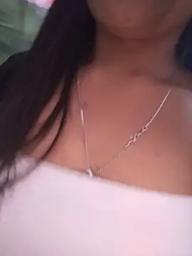 gugu0022 online show from May 2026 11:25:01 AM