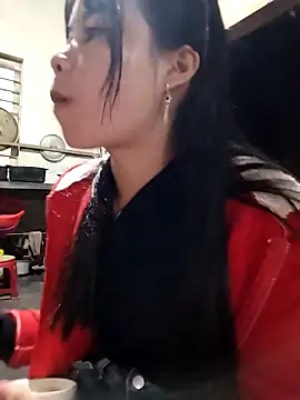 gugu0022 online show from February 2026 12:11:01 AM