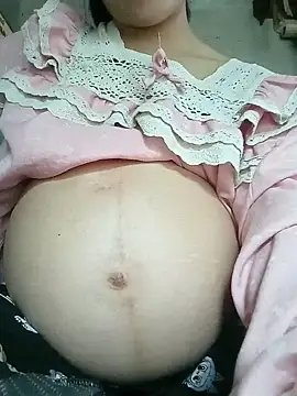 Snapshot of Micky_baby chatting on May 2026 03:17:02 AM Micky baby online show from May 2026 03:17:02 AM