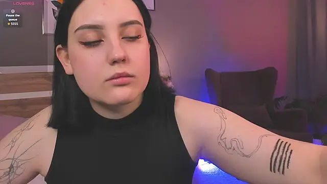 hey tessa online show from February 2026 08:30:02 PM