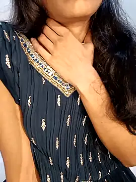 Angelic Princess online show from December 2025 02:12:01 AM