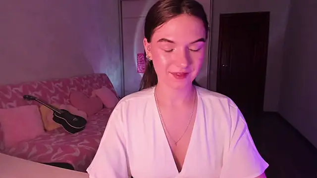 Snapshot of luna_lust_212 chatting on June 2026 07:33:01 PM luna lust 212 online show from June 2026 07:33:01 PM