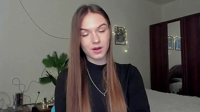 luna lust 212 online show from February 2026 11:43:01 AM